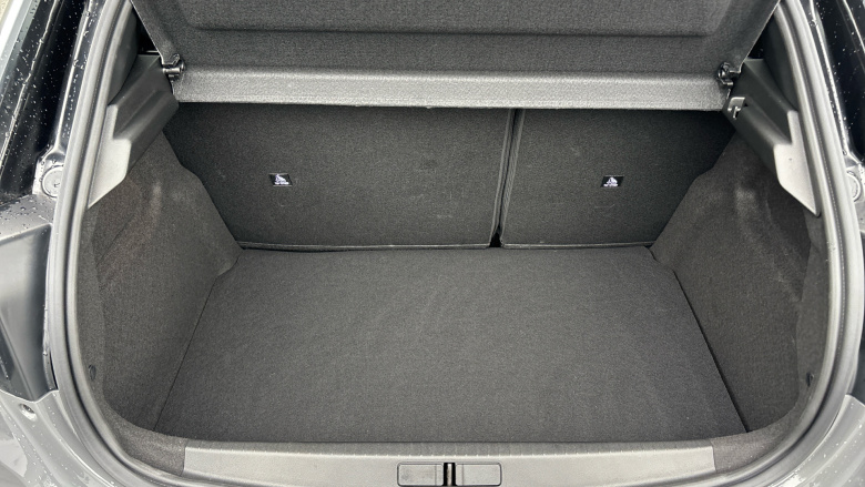 Peugeot 208 1.2 Hybrid 136 GT 5dr e-DSC6 Petrol Hatchback